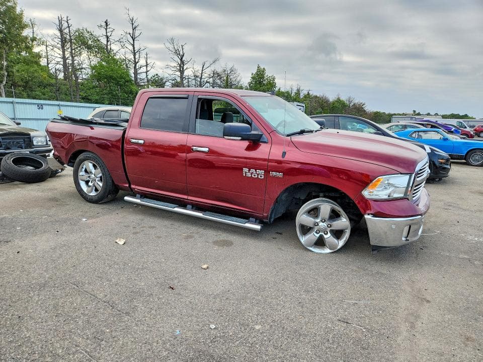 2017 RAM 1500 SLT 4