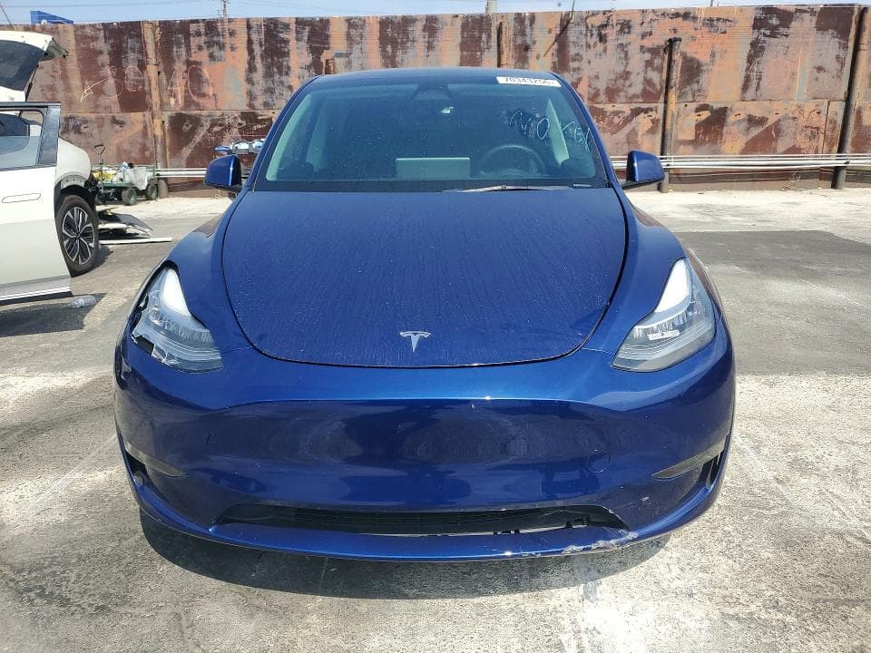 2023 TESLA MODEL Y 5