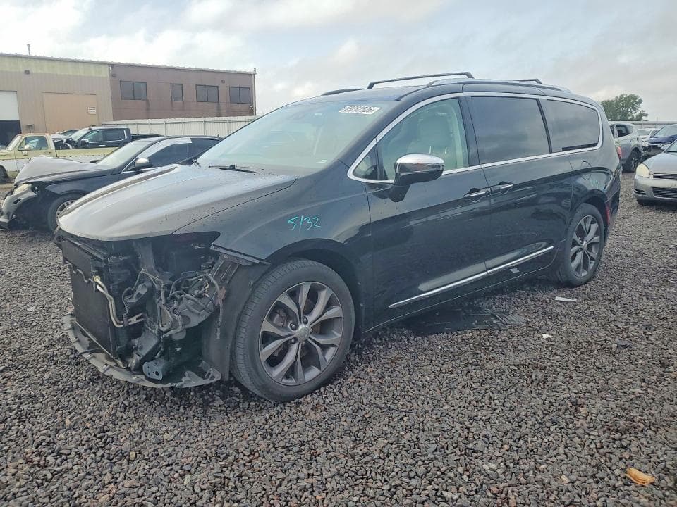 2017 CHRYSLER PACIFICA LIMITED - 1