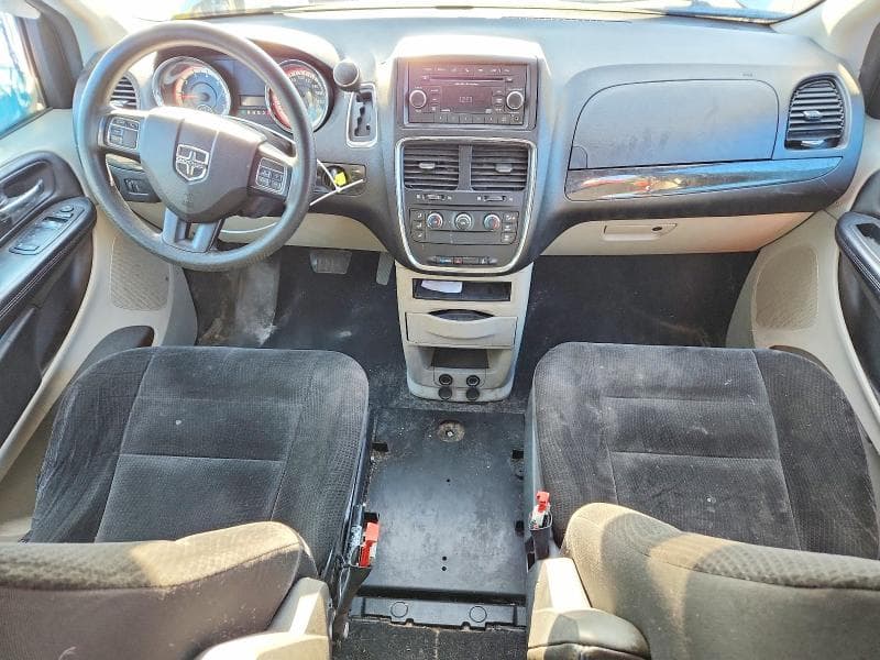 2018 DODGE GRAND CARAVAN SE 8