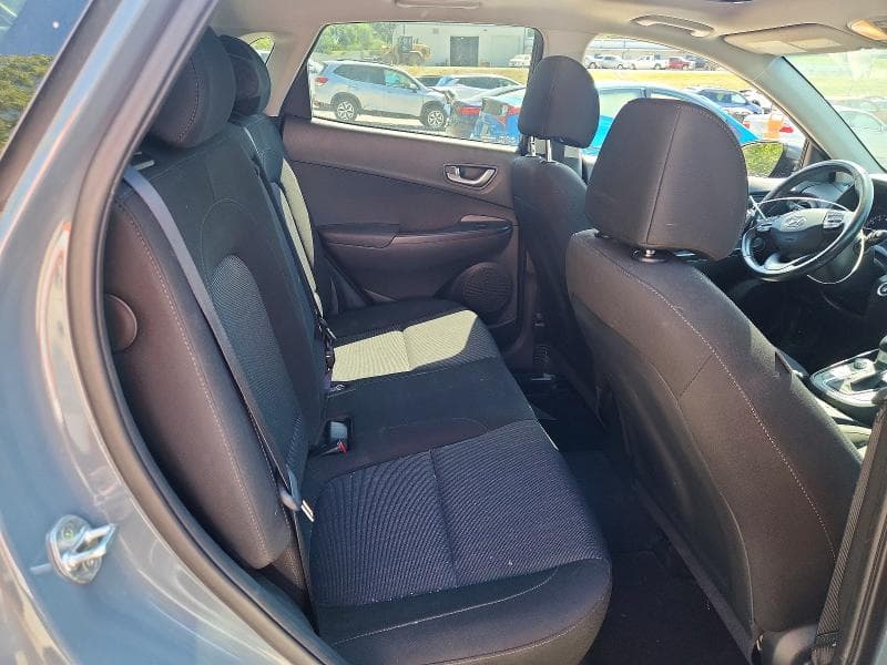 2022 HYUNDAI KONA SEL 10
