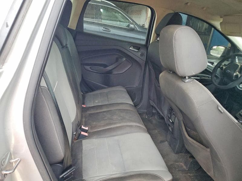 2017 FORD ESCAPE SE 11