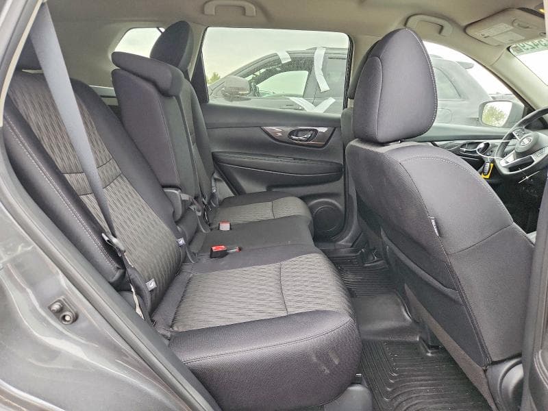 2019 NISSAN ROGUE SV 10