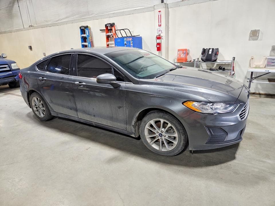 2020 FORD FUSION SE 4