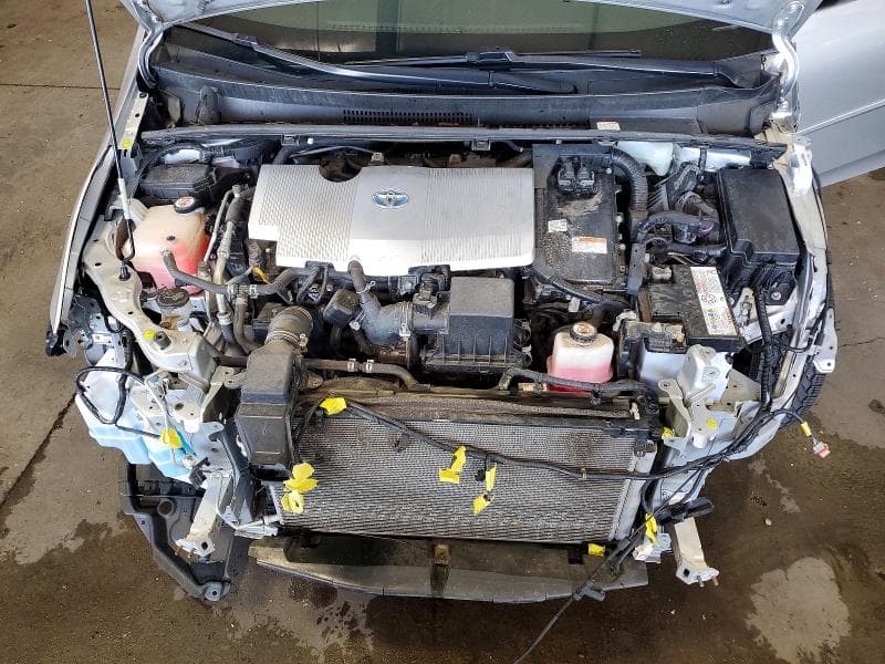 2019 TOYOTA PRIUS LE 12