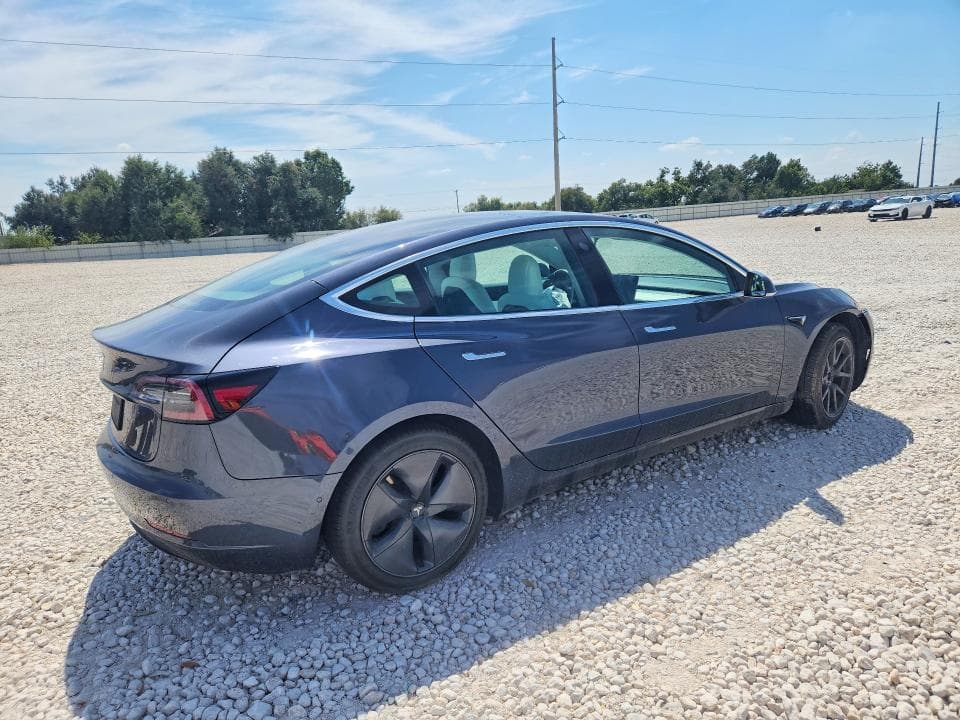 2019 TESLA MODEL 3 3