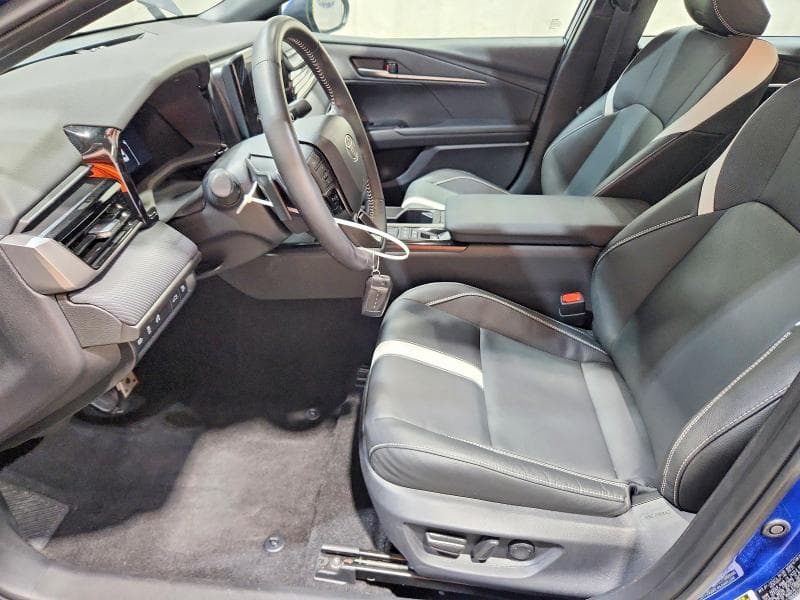 2026 TOYOTA CAMRY SE 7