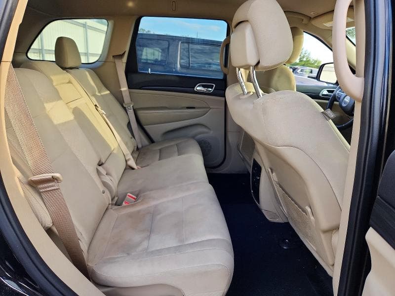 2019 JEEP GRAND CHEROKEE LAREDO 11