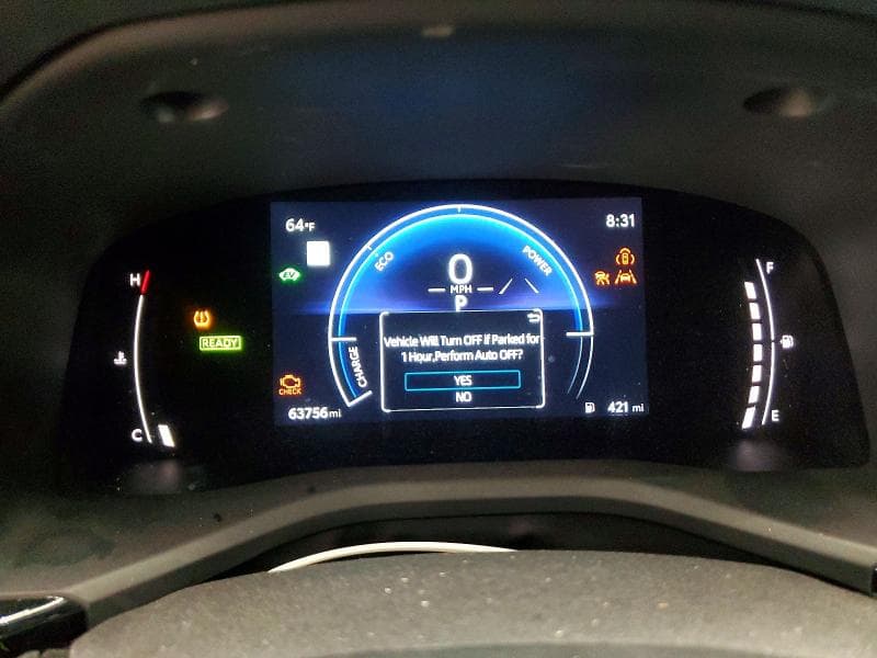2025 TOYOTA CAMRY SE 9