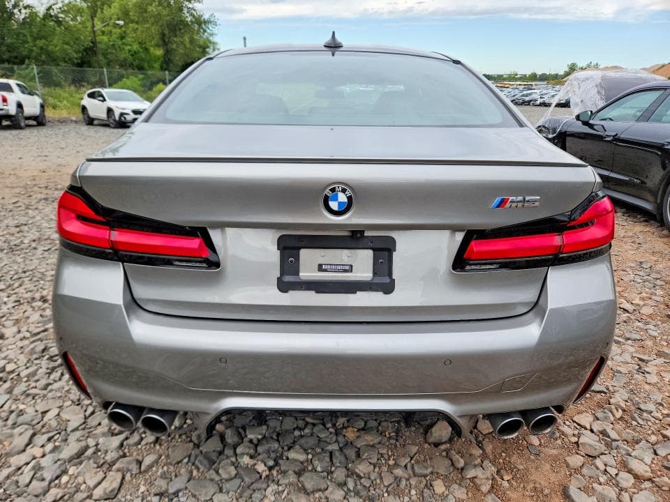 2023 BMW M5 6