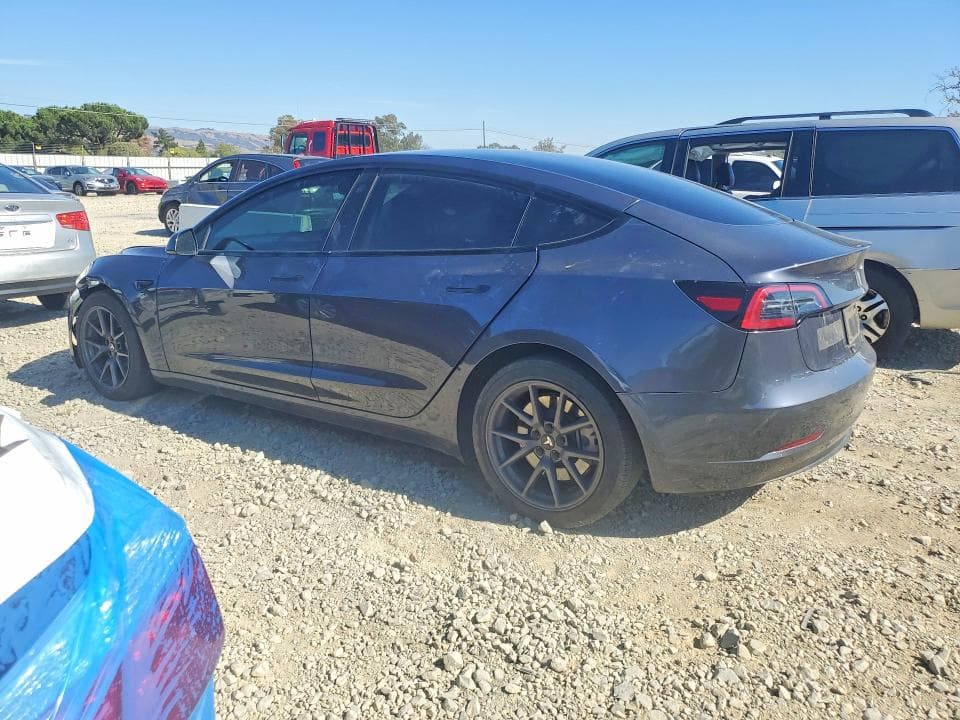 2023 TESLA MODEL 3 2