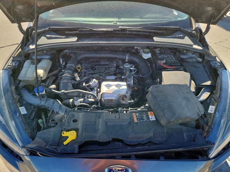 2018 FORD FOCUS SE 11