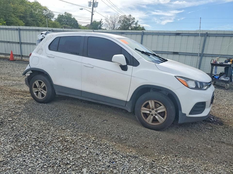 2017 CHEVROLET TRAX LS 4