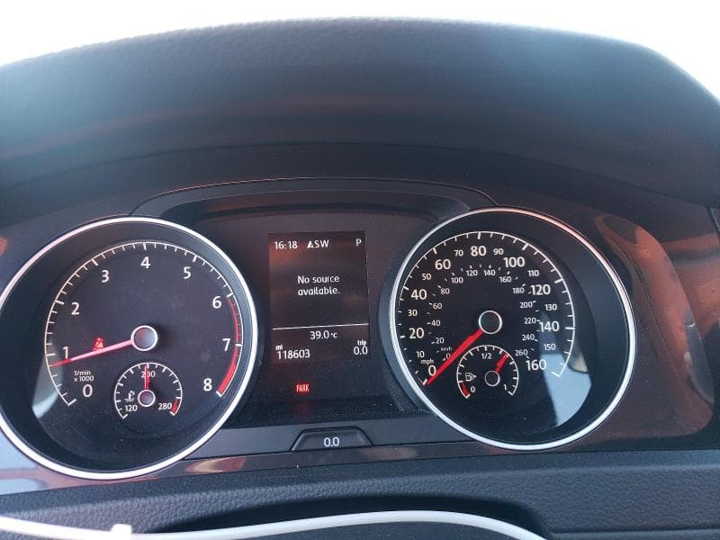2018 VOLKSWAGEN GOLF S 9