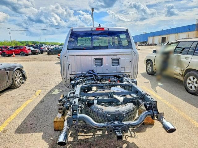 2025 RAM 1500 LARAMIE 6