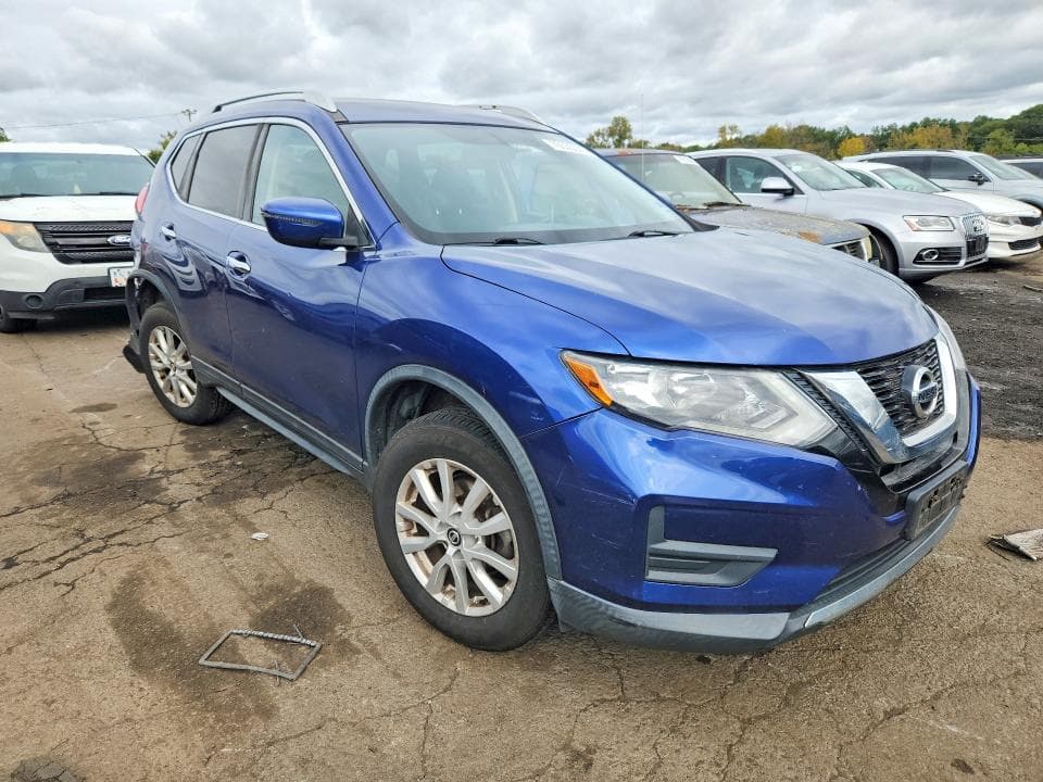 2017 NISSAN ROGUE SV 4