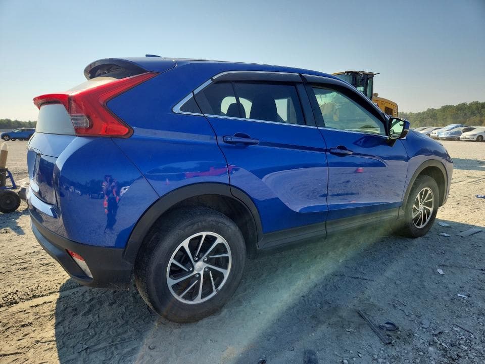 2020 MITSUBISHI ECLIPSE CROSS ES 3