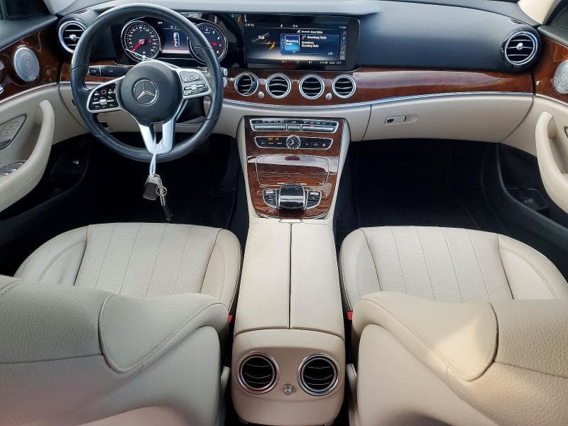 2019 MERCEDES-BENZ E 300 4MATIC 8