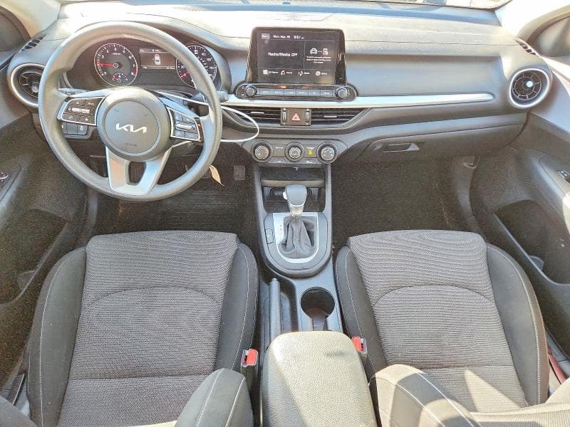 2022 KIA FORTE LXS 8