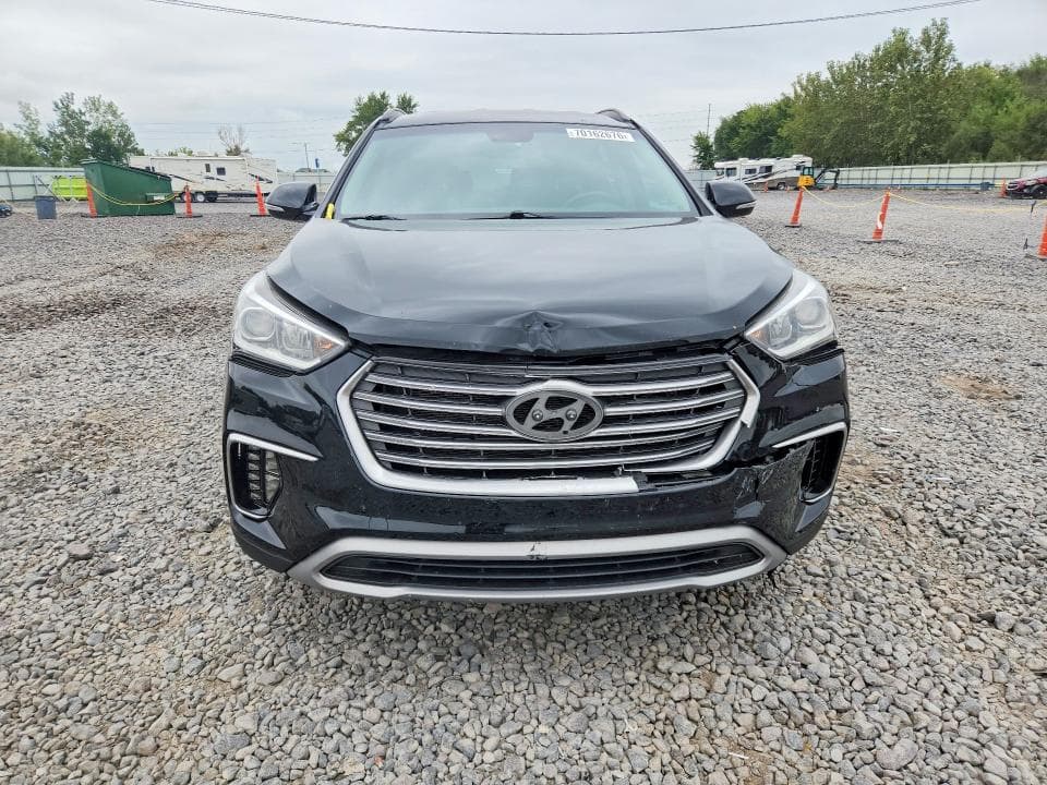 2017 HYUNDAI SANTA FE SE 5