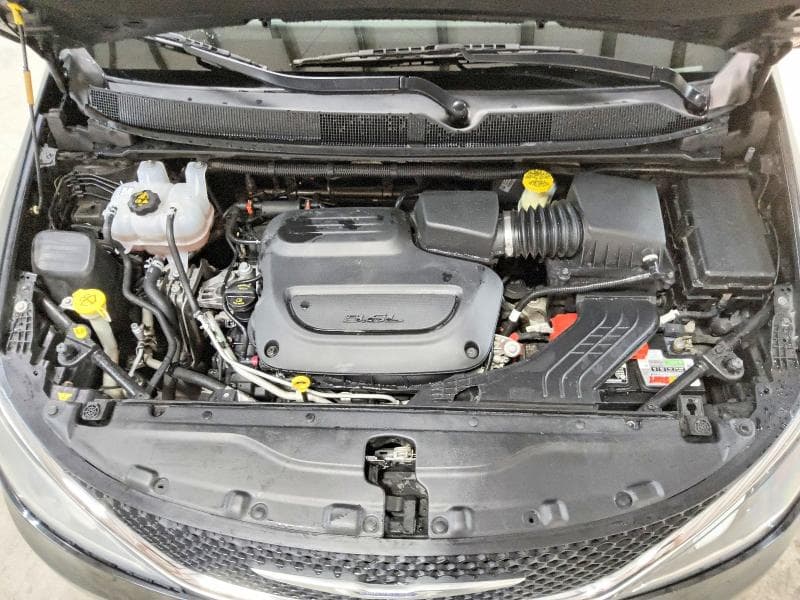 2020 CHRYSLER PACIFICA LIMITED 12