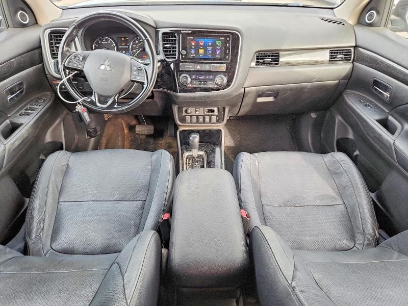 2017 MITSUBISHI OUTLANDER SE 8