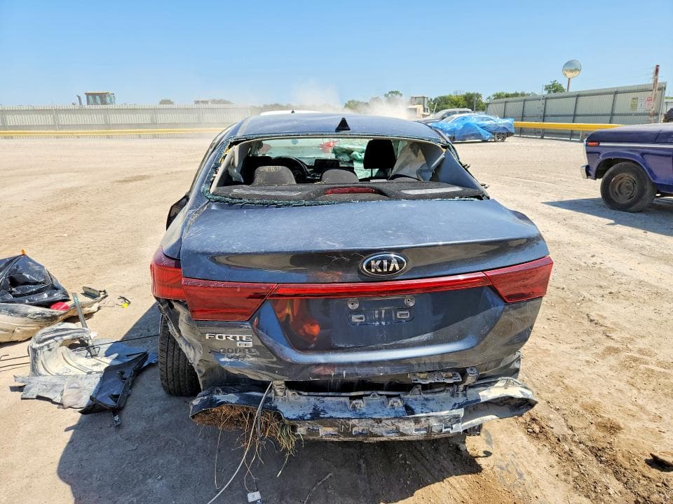 2019 KIA FORTE FE 6