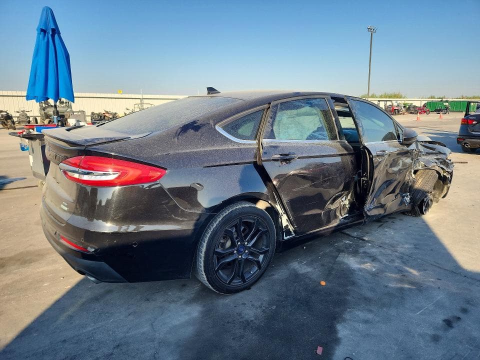 2020 FORD FUSION SE 3