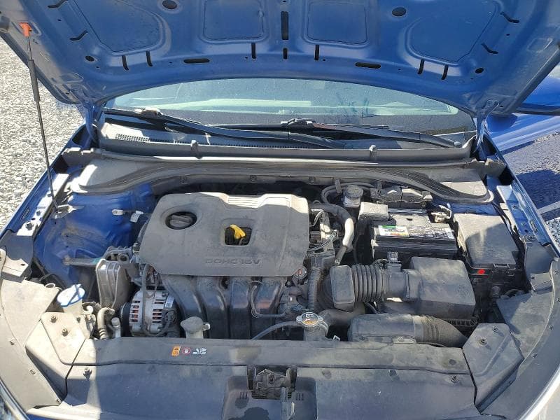 2020 HYUNDAI ELANTRA SE 11