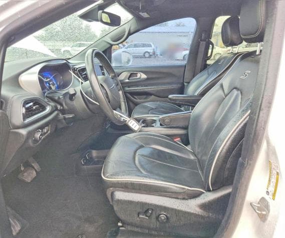 2020 CHRYSLER PACIFICA LIMITED 7