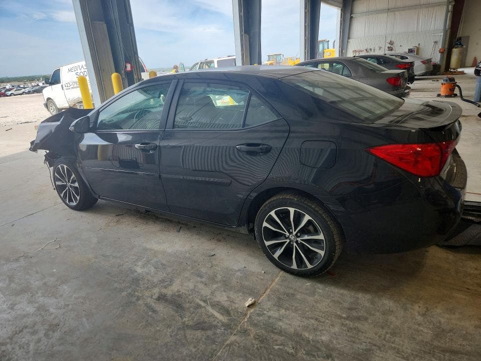 2018 TOYOTA COROLLA SE 2