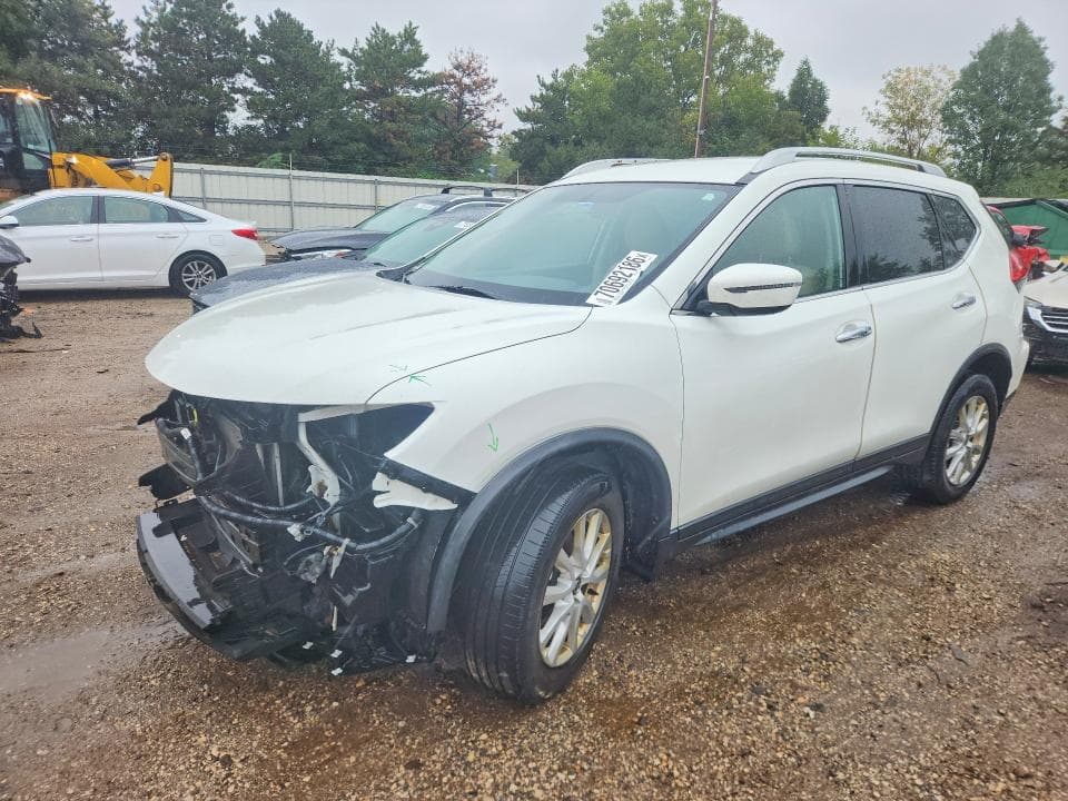 2017 NISSAN ROGUE SV