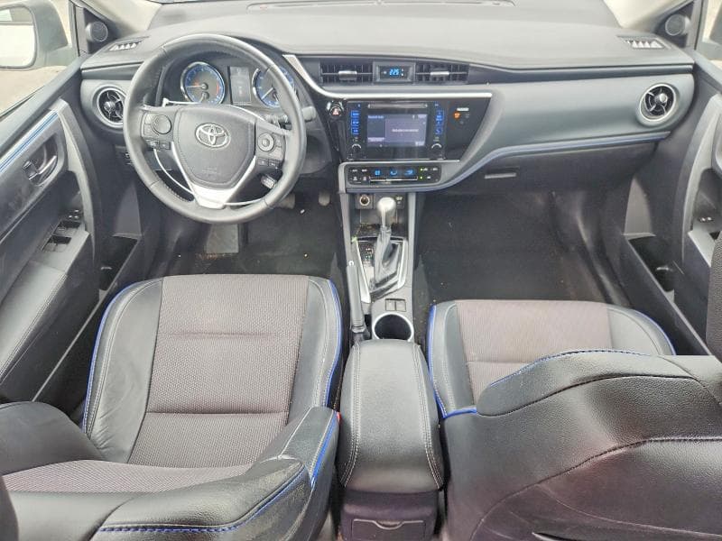 2017 TOYOTA COROLLA SE 8