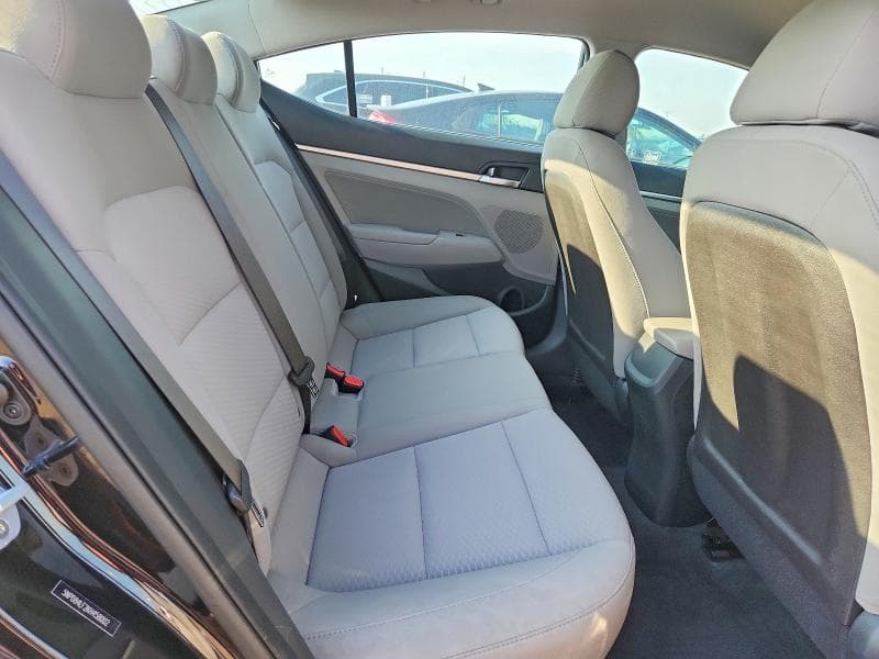 2019 HYUNDAI ELANTRA SEL 10