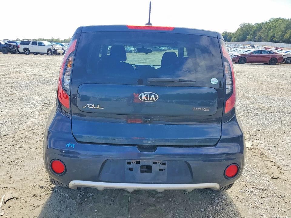 2017 KIA SOUL + 6