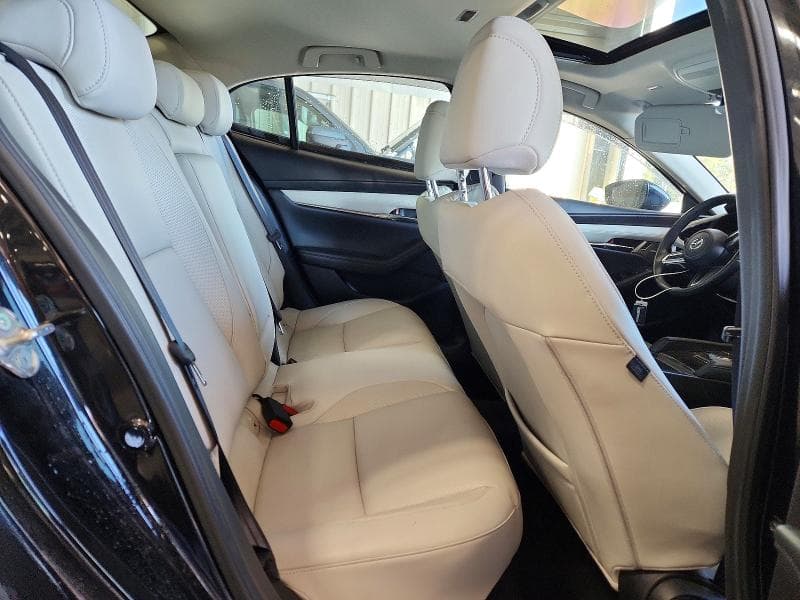 2020 MAZDA 3 PREMIUM 10