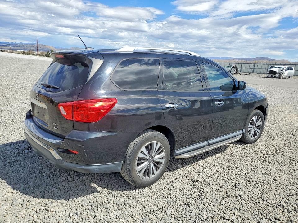 2017 NISSAN PATHFINDER SV 3