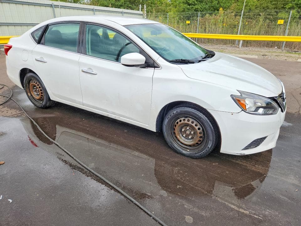 2019 NISSAN SENTRA S 4