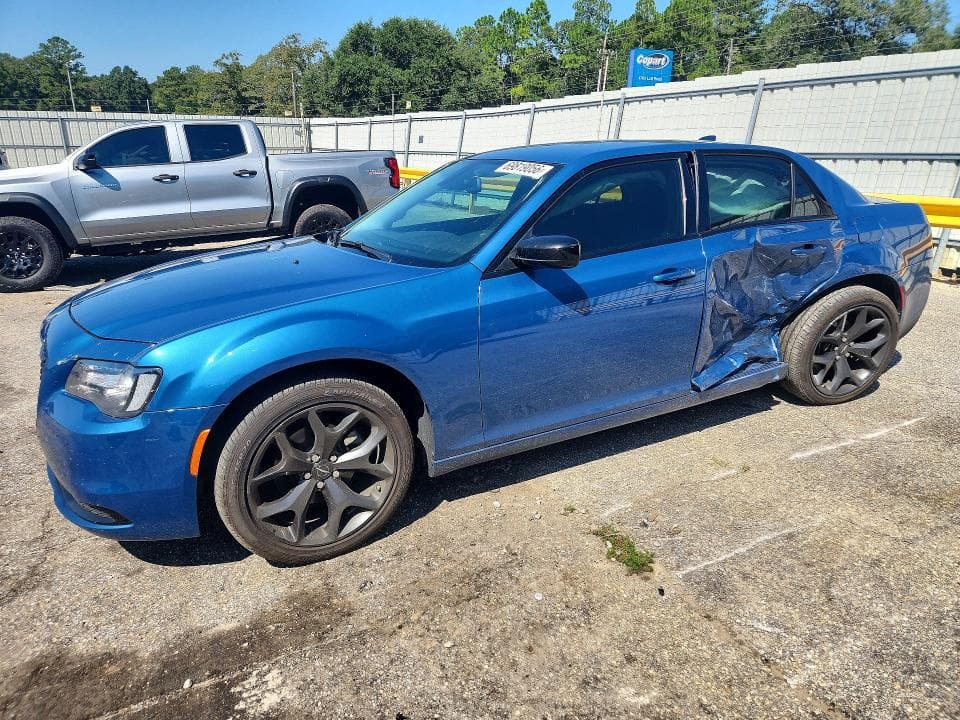 2022 CHRYSLER 300 TOURING - 1