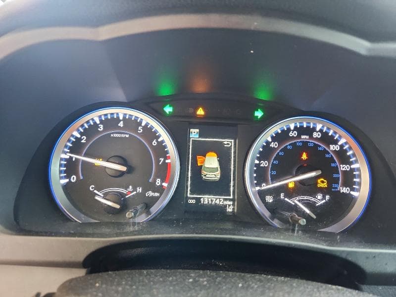 2017 TOYOTA HIGHLANDER XLE 9