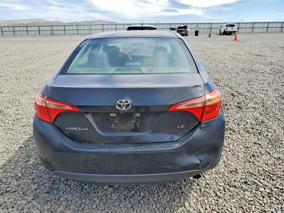2017 TOYOTA COROLLA LE 6