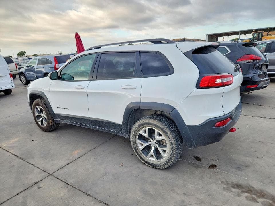 2017 JEEP CHEROKEE TRAILHAWK 2
