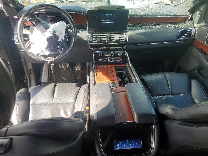 2024 LINCOLN NAVIGATOR L 8