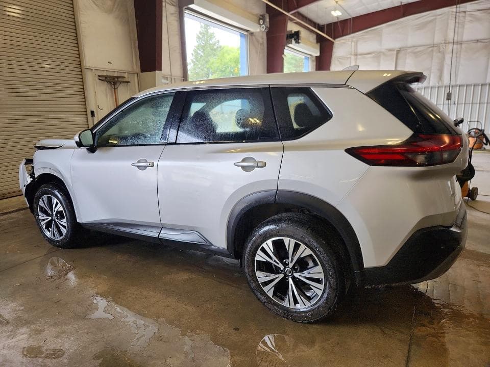 2021 NISSAN ROGUE SV 2