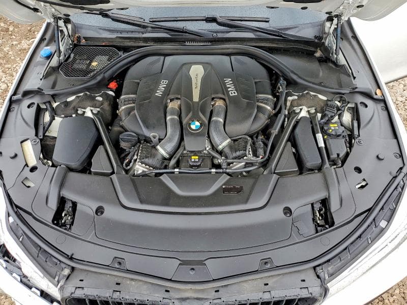 2018 BMW 750 XI 11