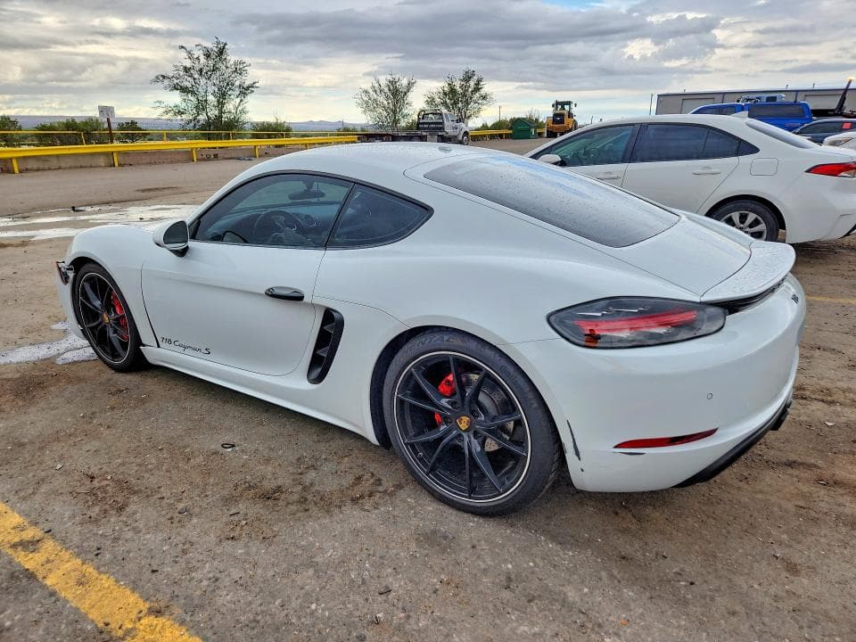 2017 PORSCHE CAYMAN S 2