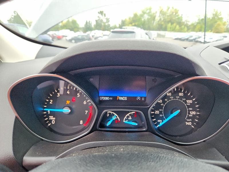 2017 FORD ESCAPE SE 9
