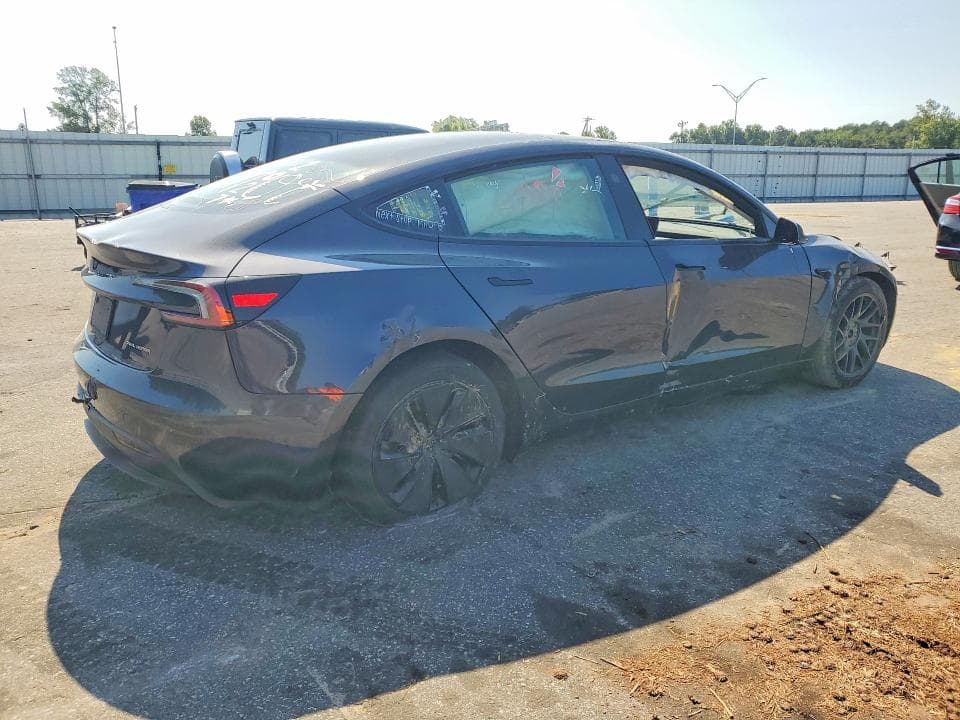 2024 TESLA MODEL 3 3