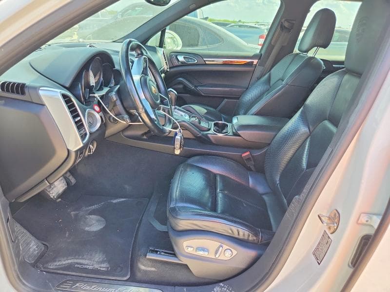 2017 PORSCHE CAYENNE 7