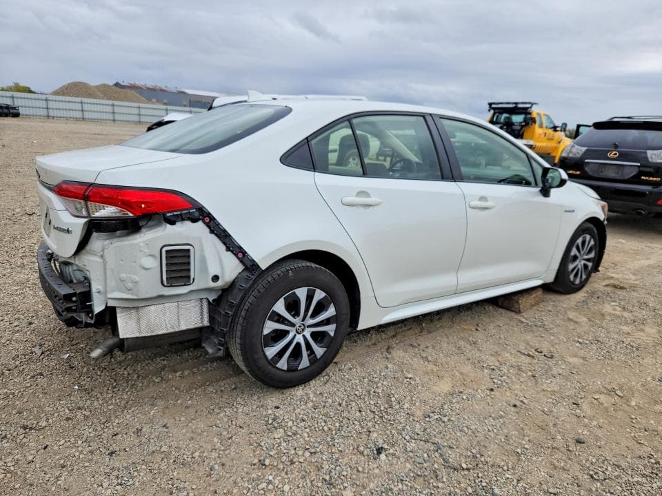 2020 TOYOTA COROLLA LE 3